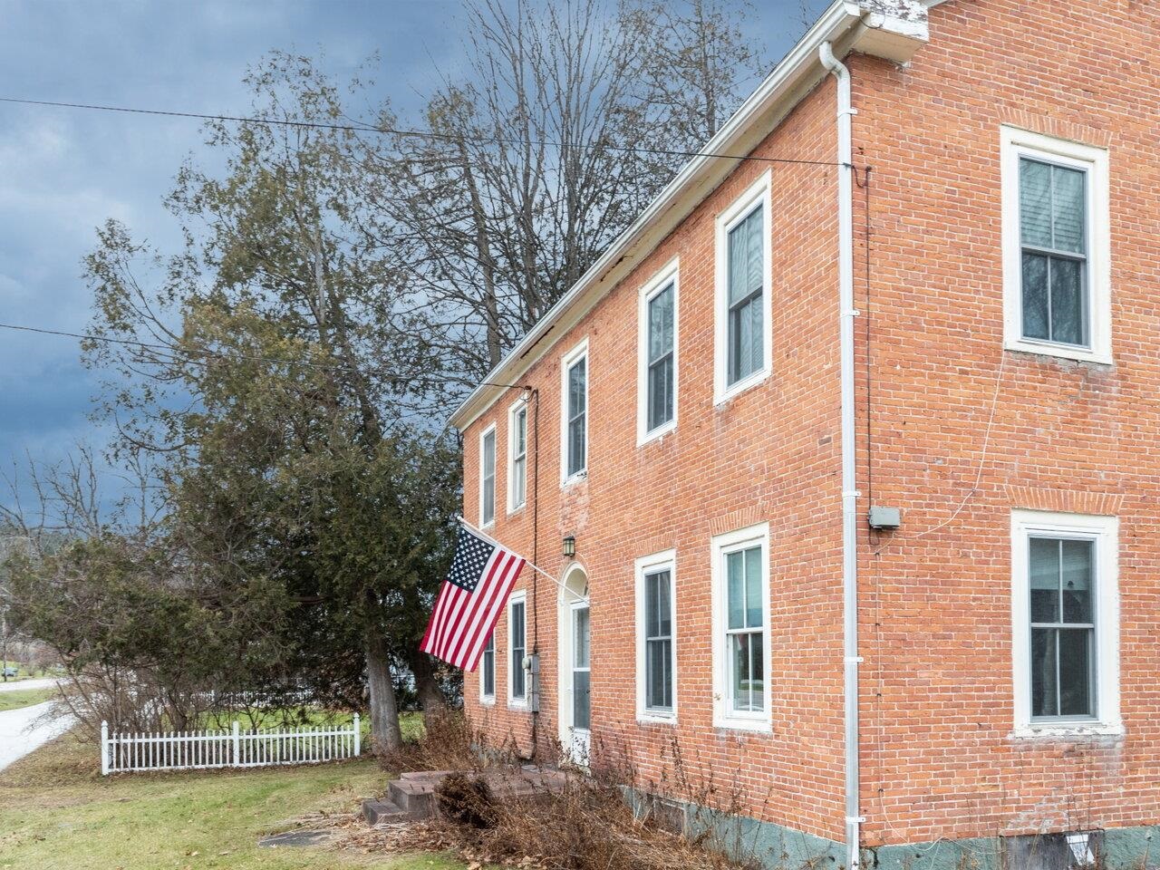 184 North Main Street