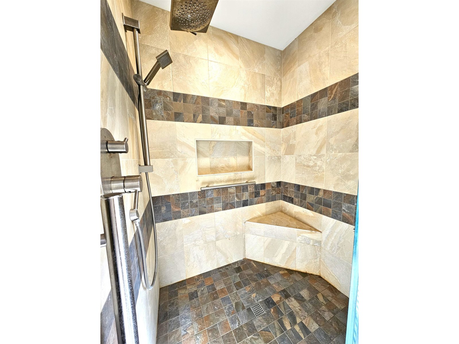 Tiled Shower (4'x5')