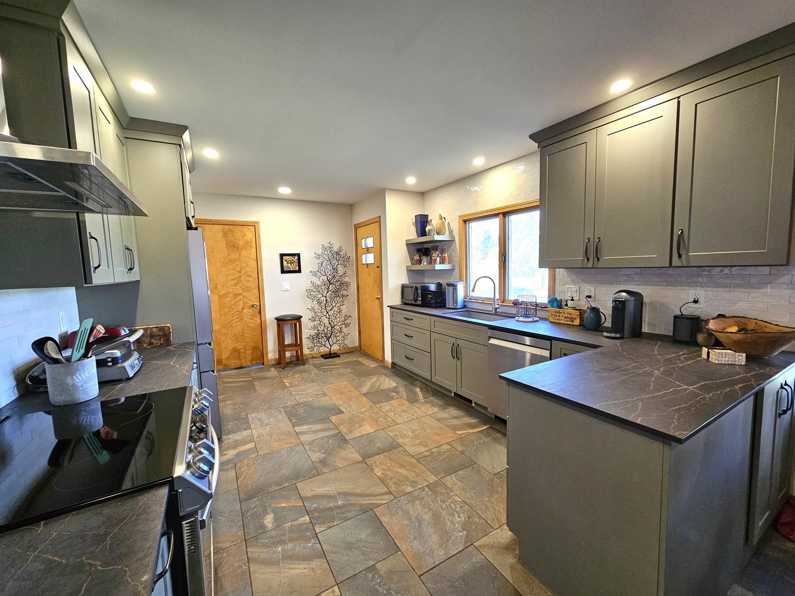 Modern Kitchen