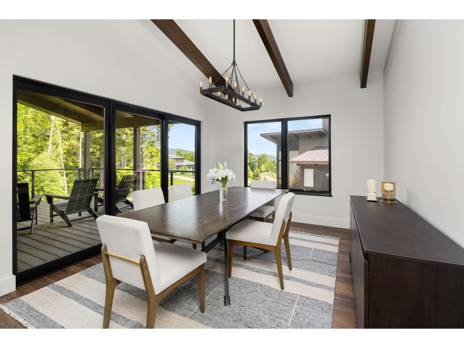 Enough room for a large dinner party