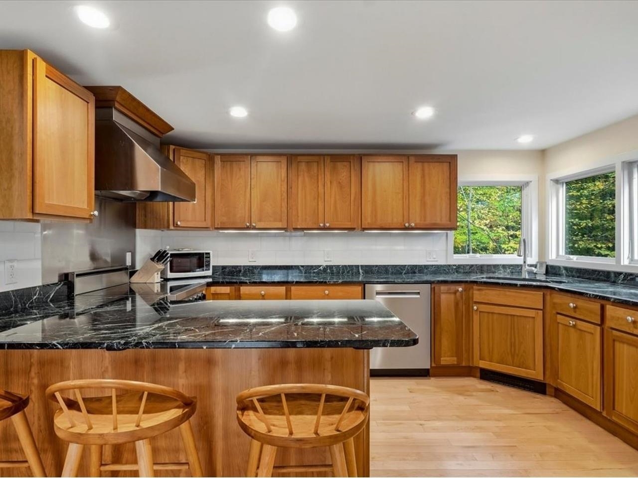 185 Maple Road