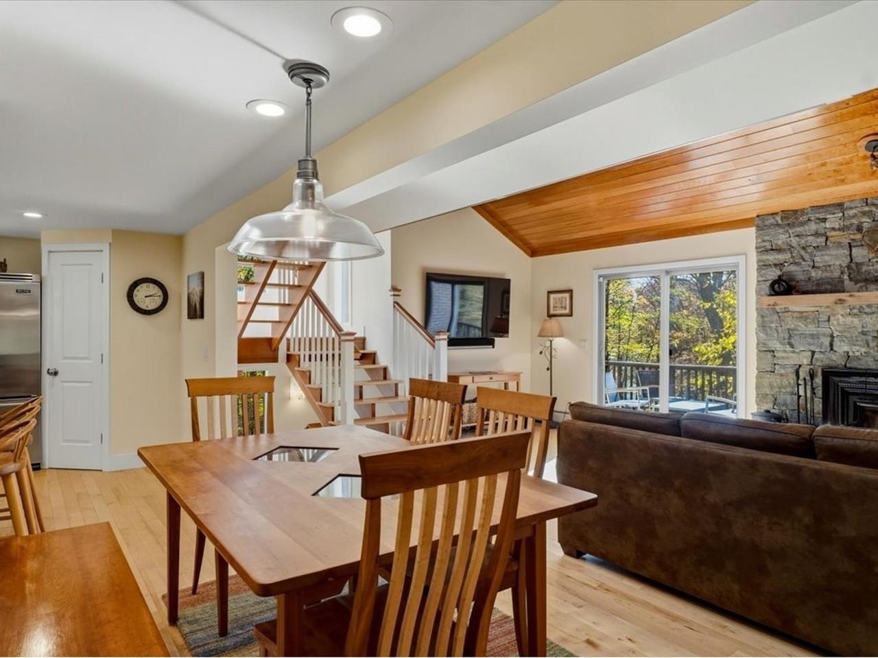 185 Maple Road