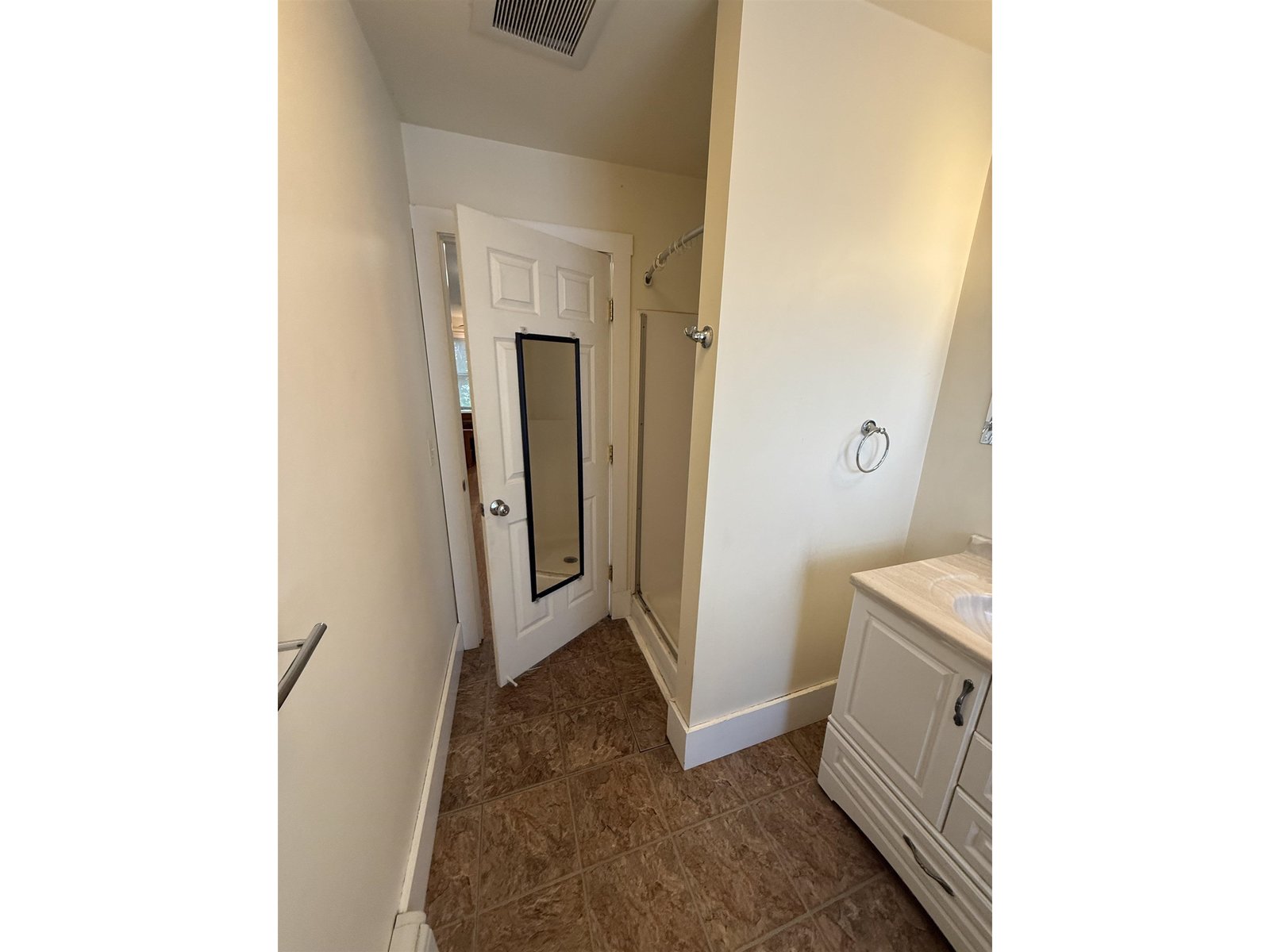185 North Windsor Street