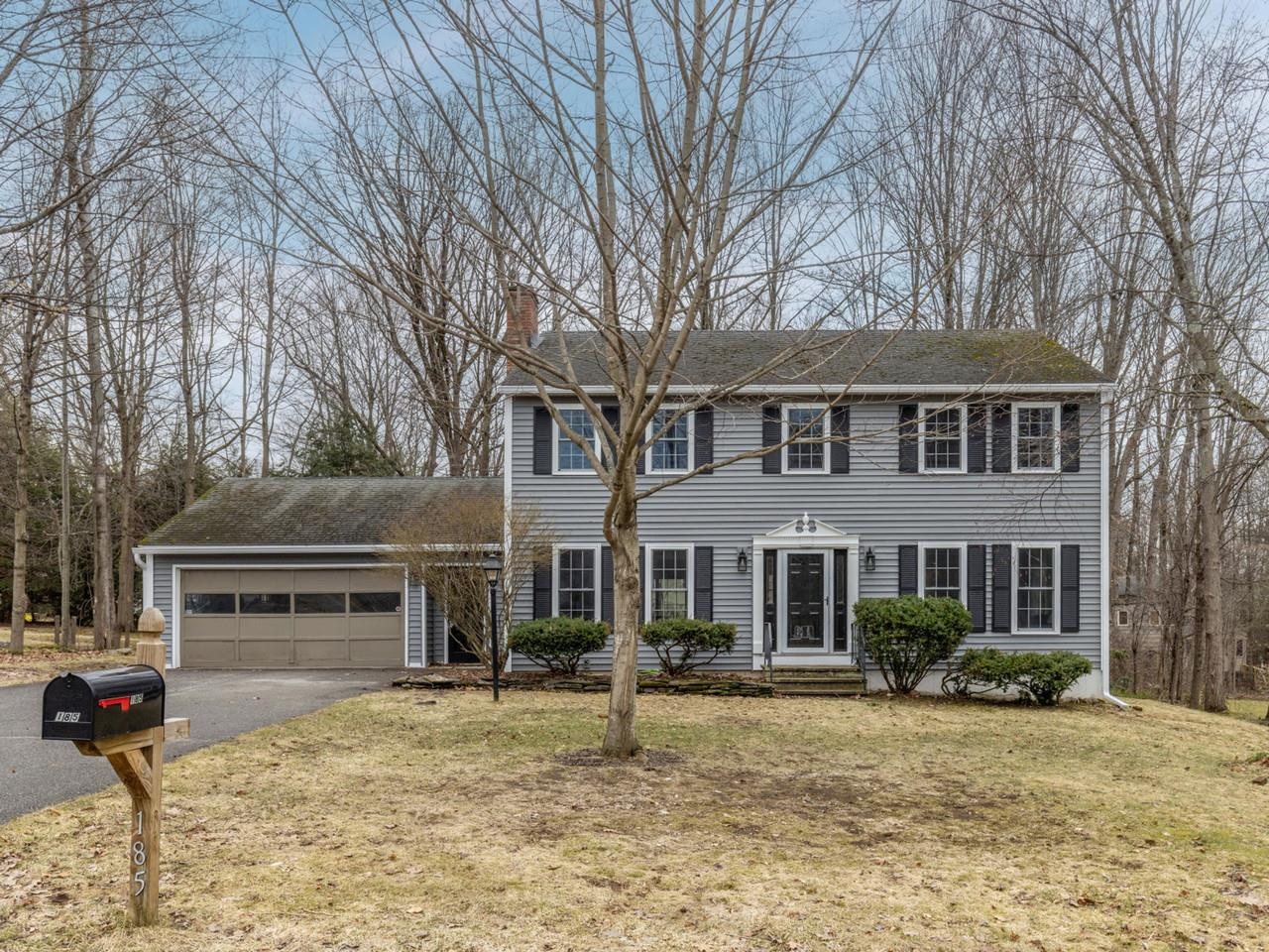 185 Summit Circle