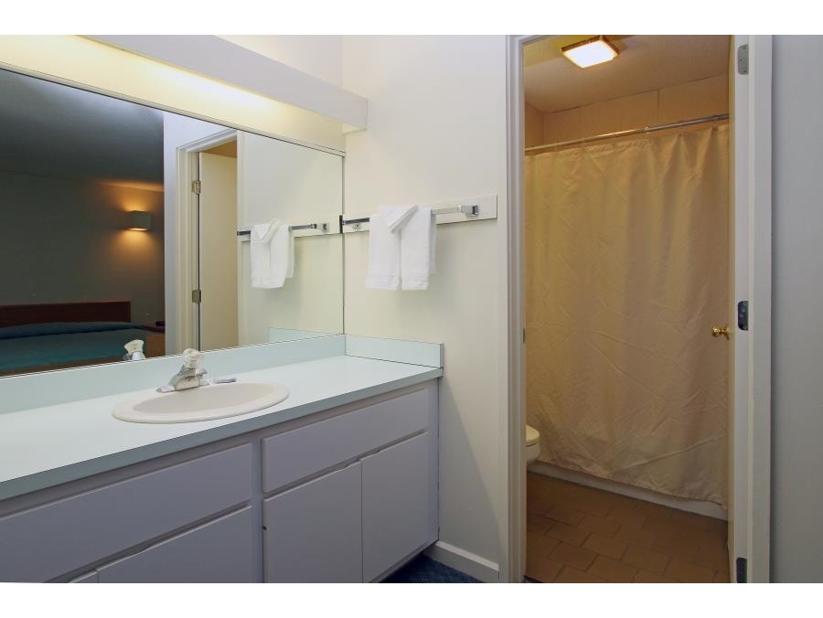 185 Village Green Drive, Unit 8D
