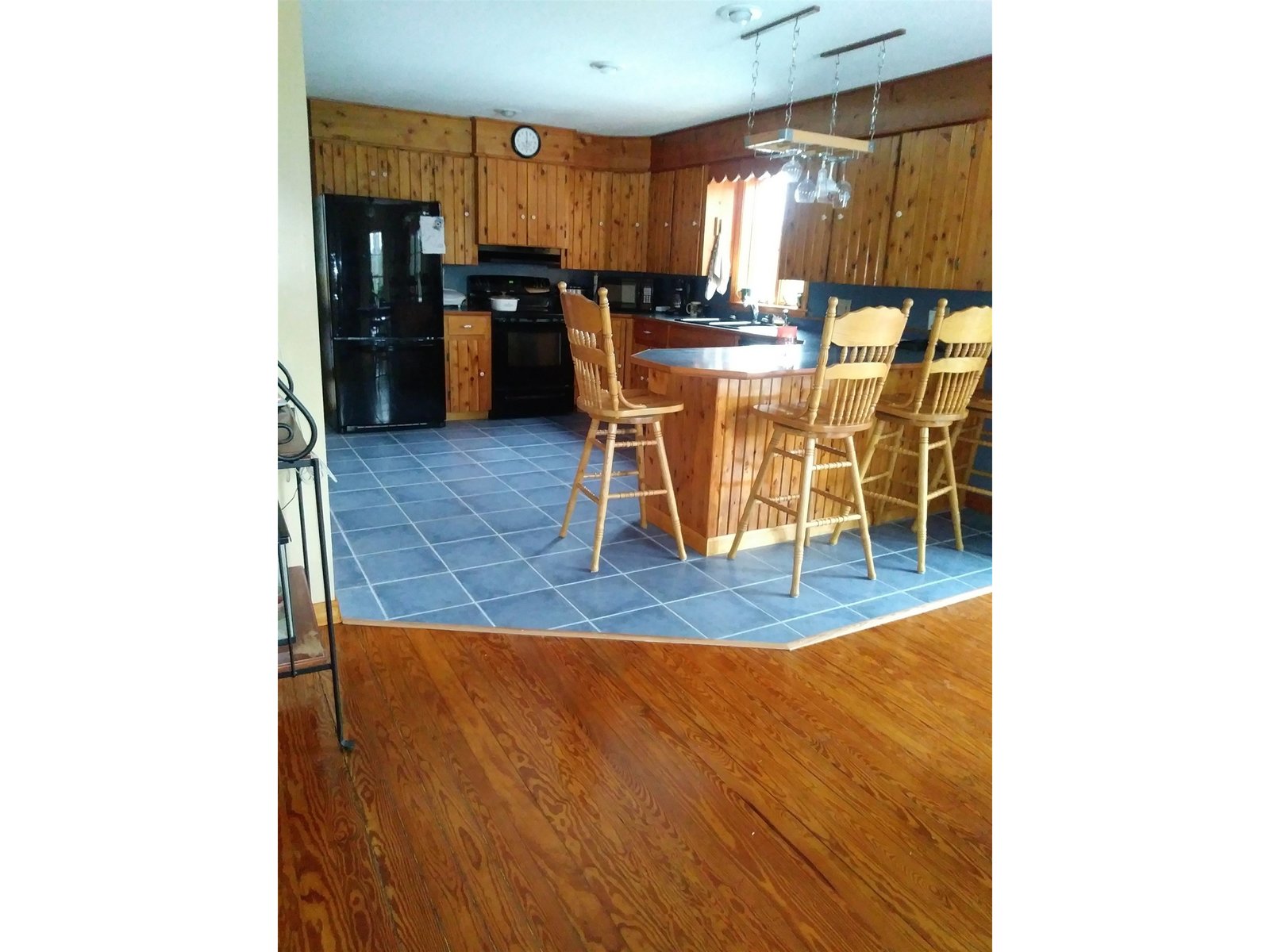 1851 Valley Road