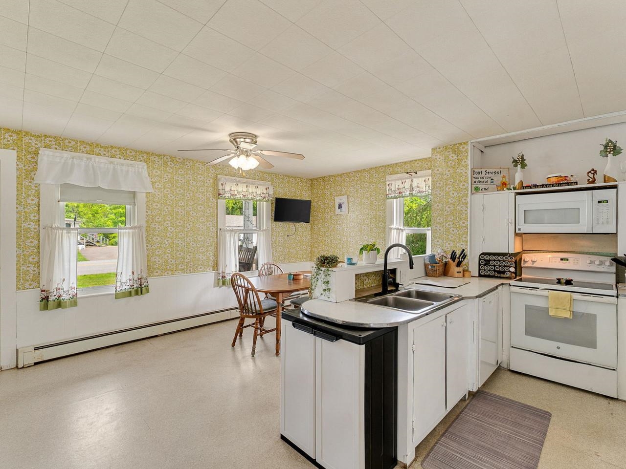 1853 Greenbush Road