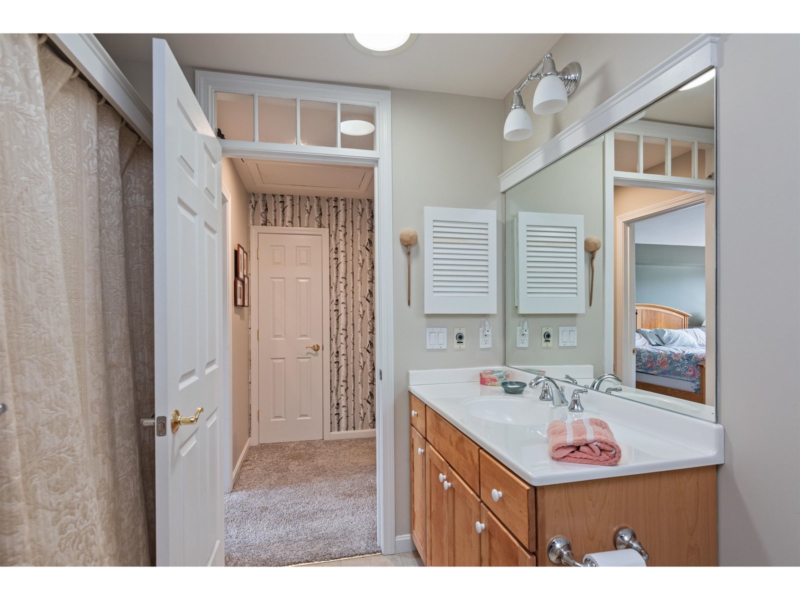 186 Hummingbird Lane
