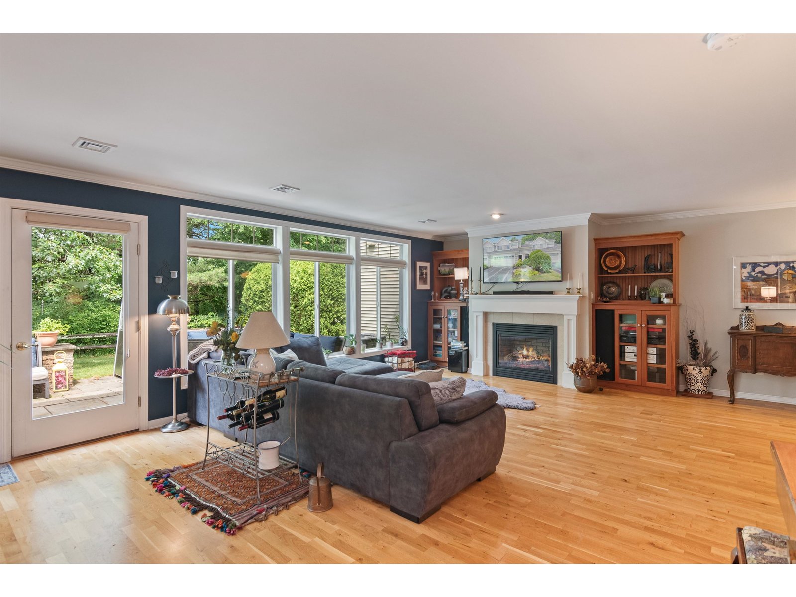 186 Hummingbird Lane