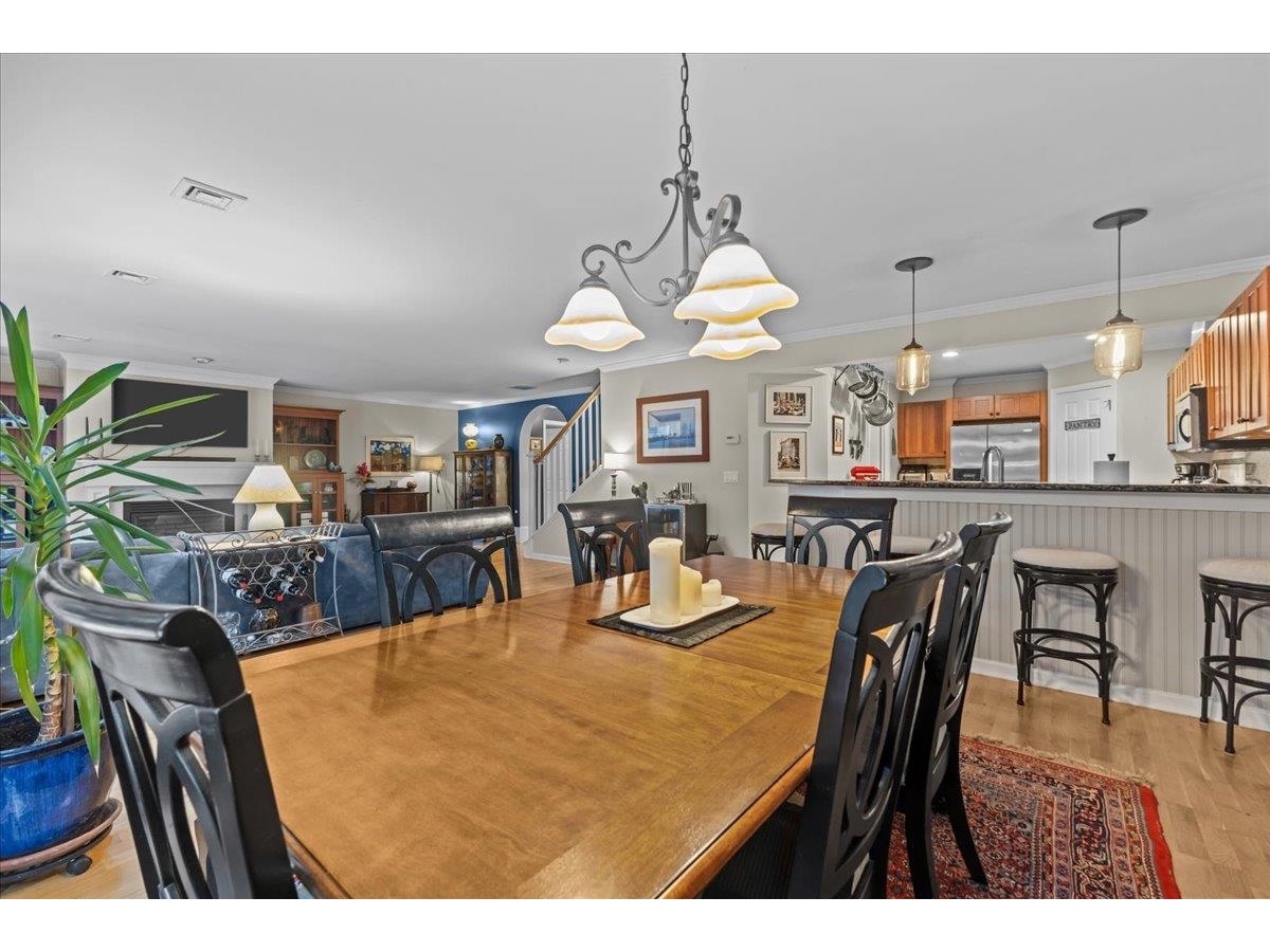 186 Hummingbird Lane