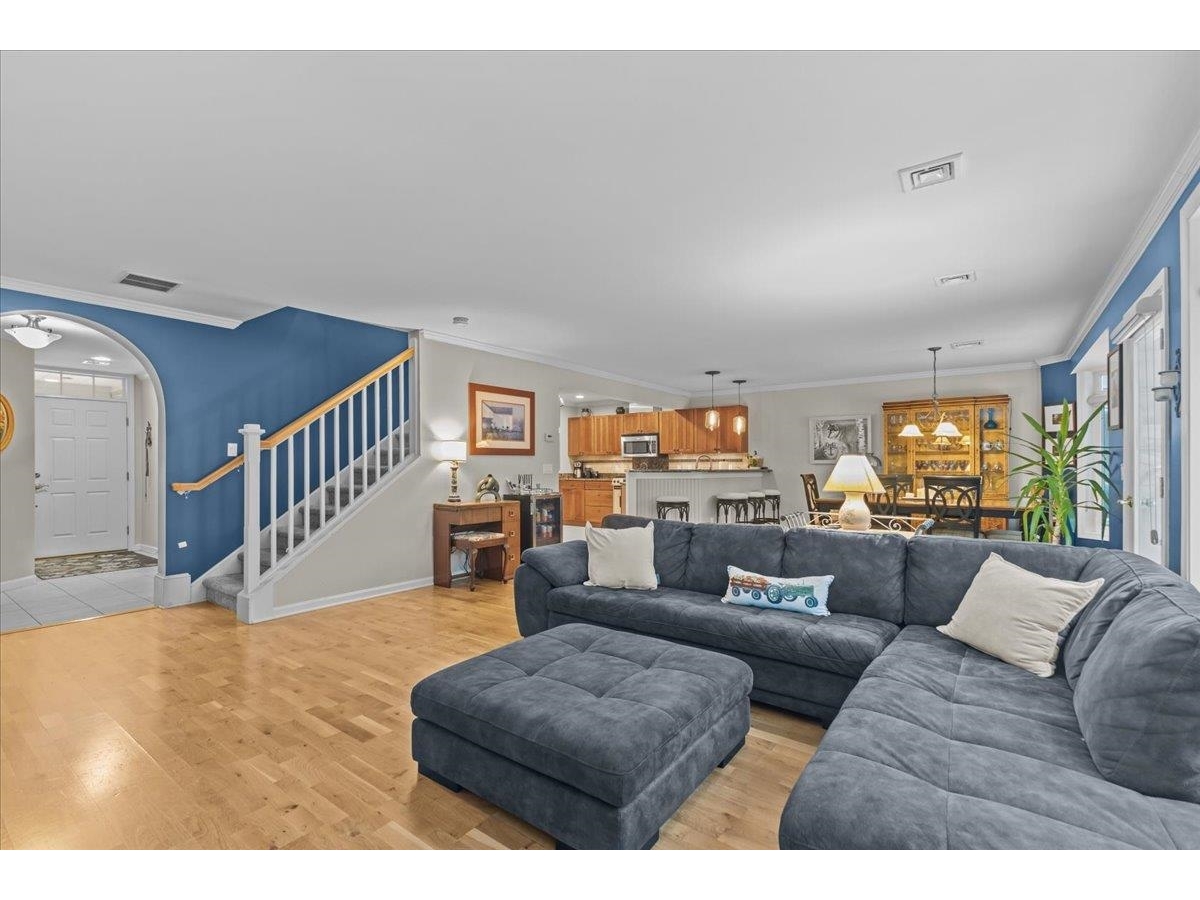 186 Hummingbird Lane