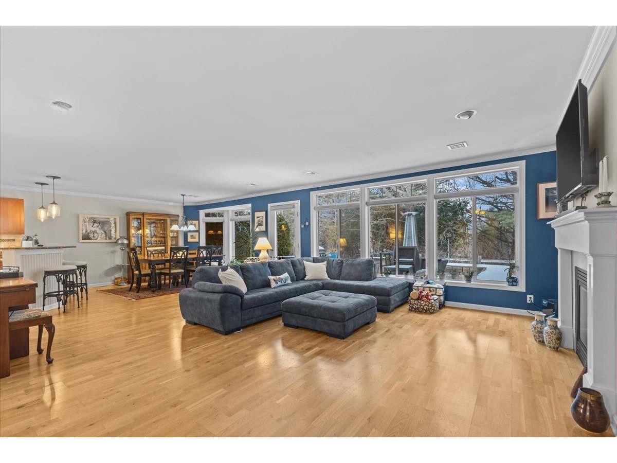 186 Hummingbird Lane