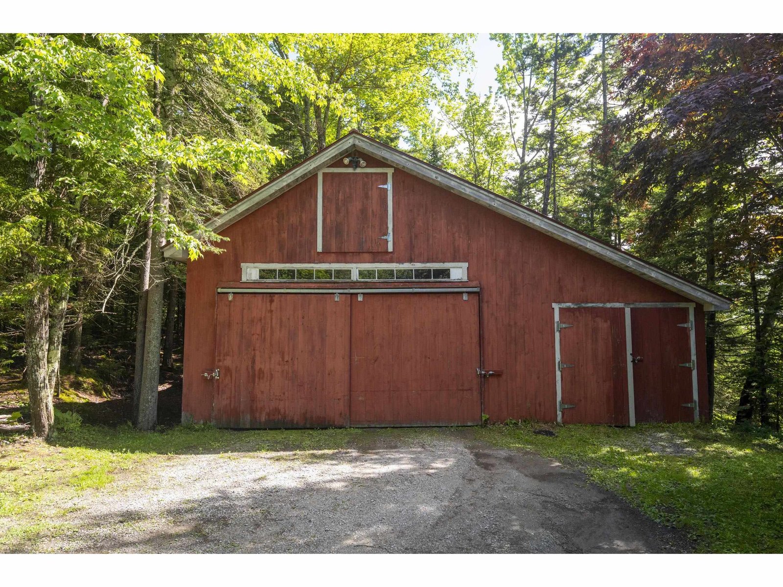 186 MacKenzie Road