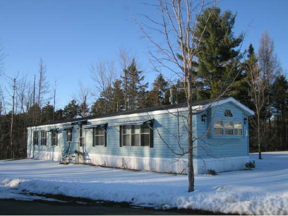 186 Oakwood Dr.