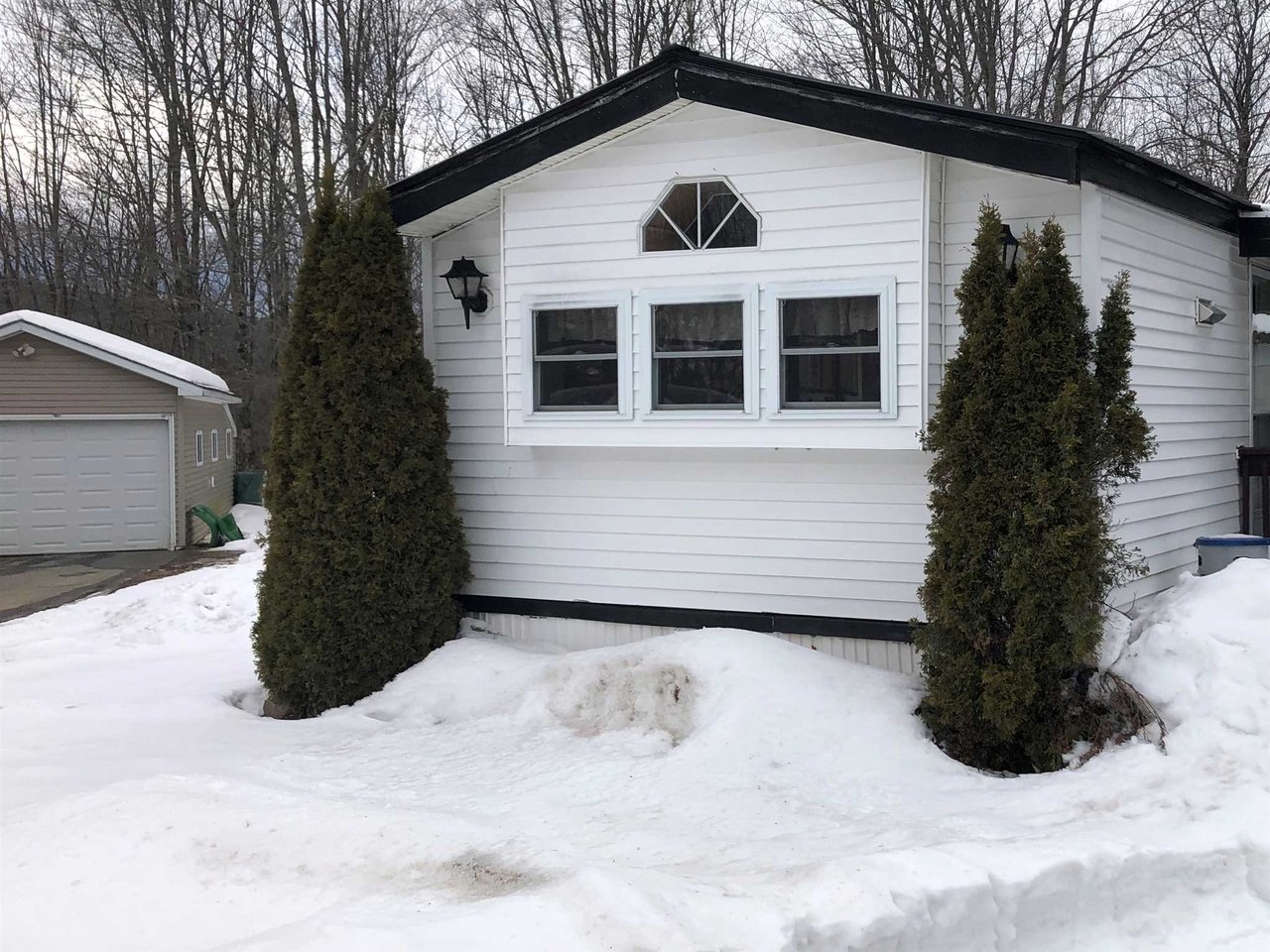 186 Oakwood Drive