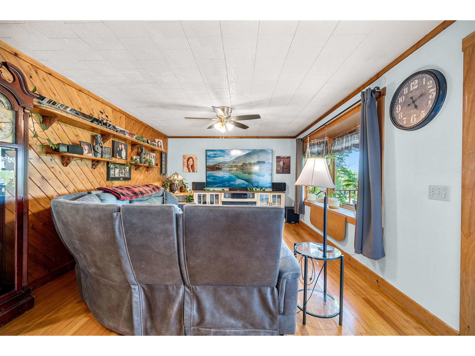 1867 Brookfield Road