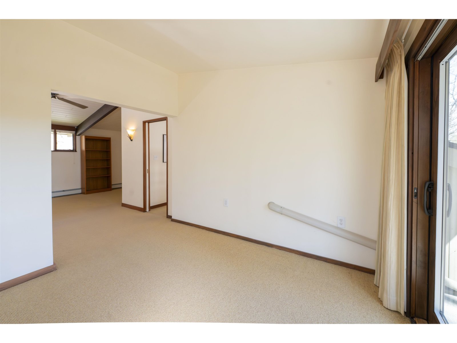 1877 Willard Road