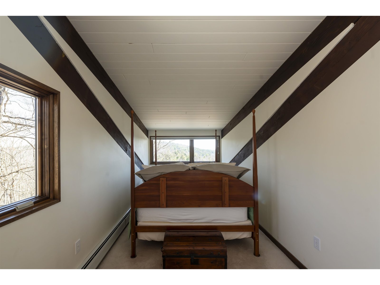1877 Willard Road