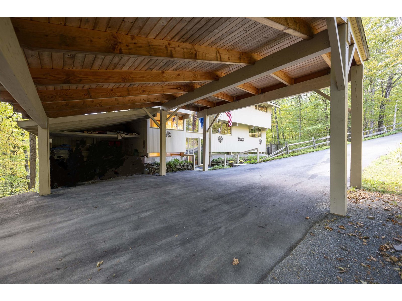 1877 Willard Road