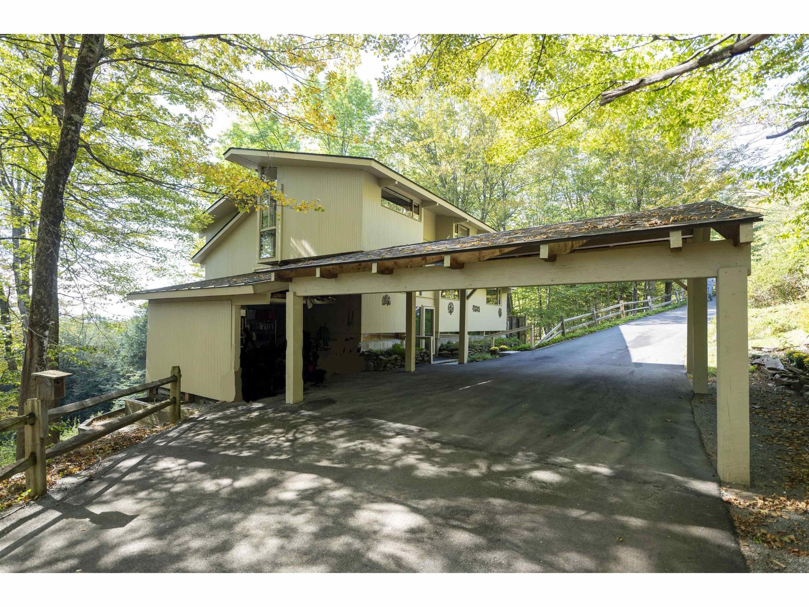 1877 Willard Road