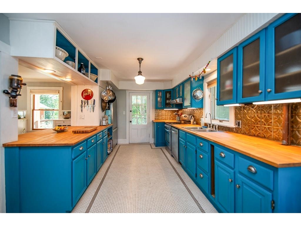 Kitchen OLD paint color