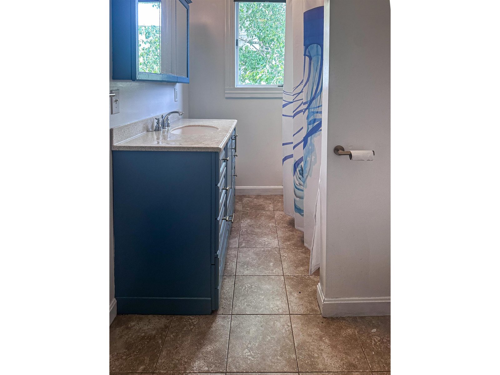 First floor full bath