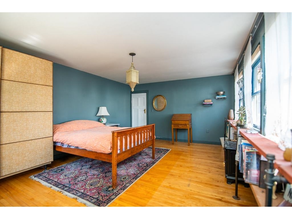 Bed 4