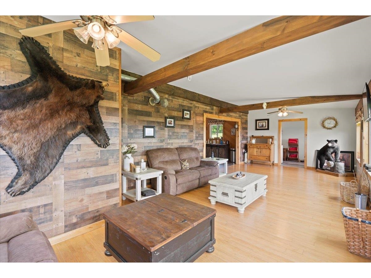 1882 Woodchuck Hollow Road