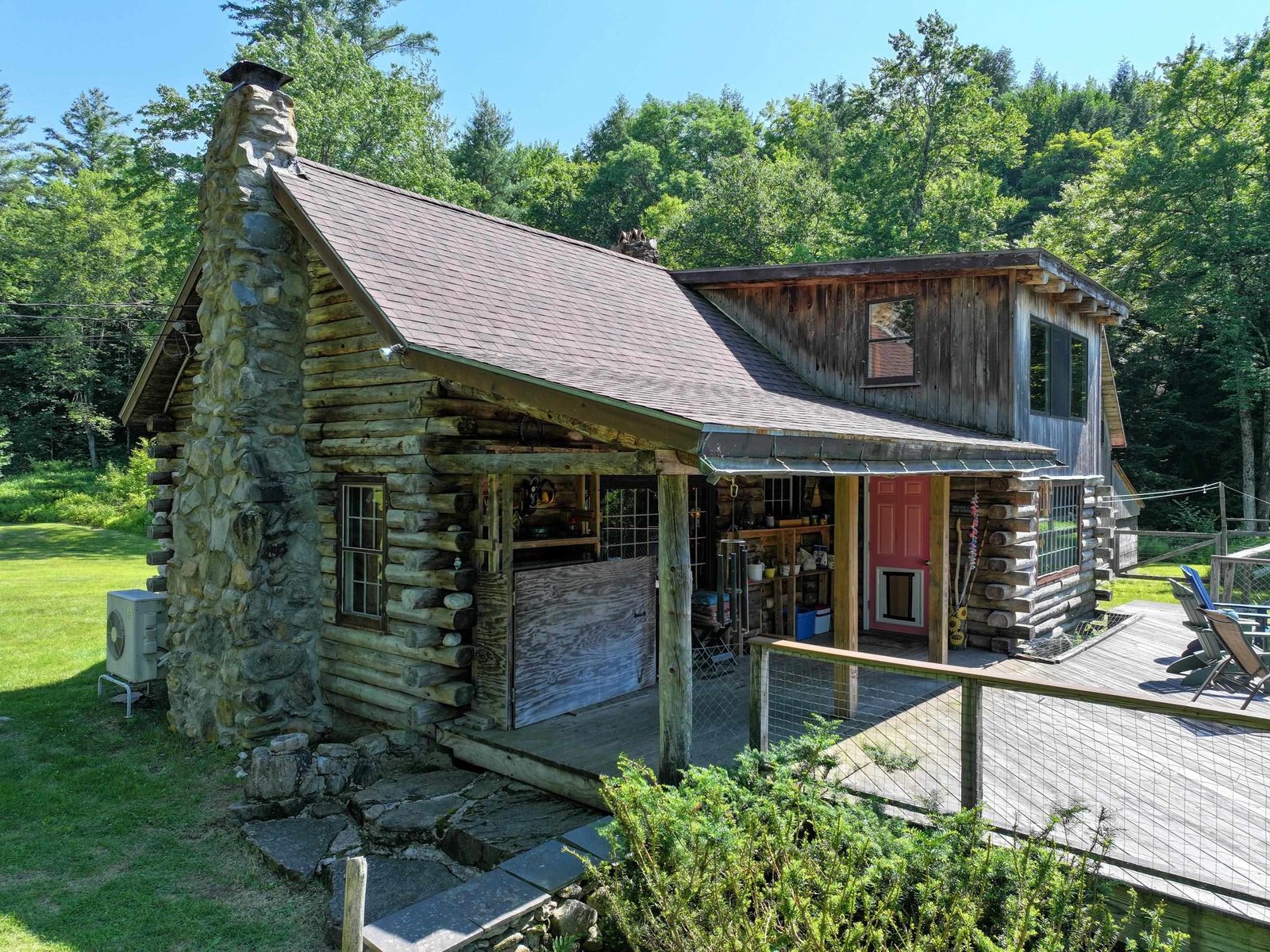 1883 West River Road