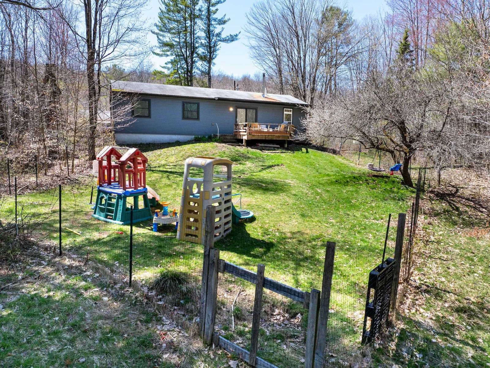 1884 North Road
