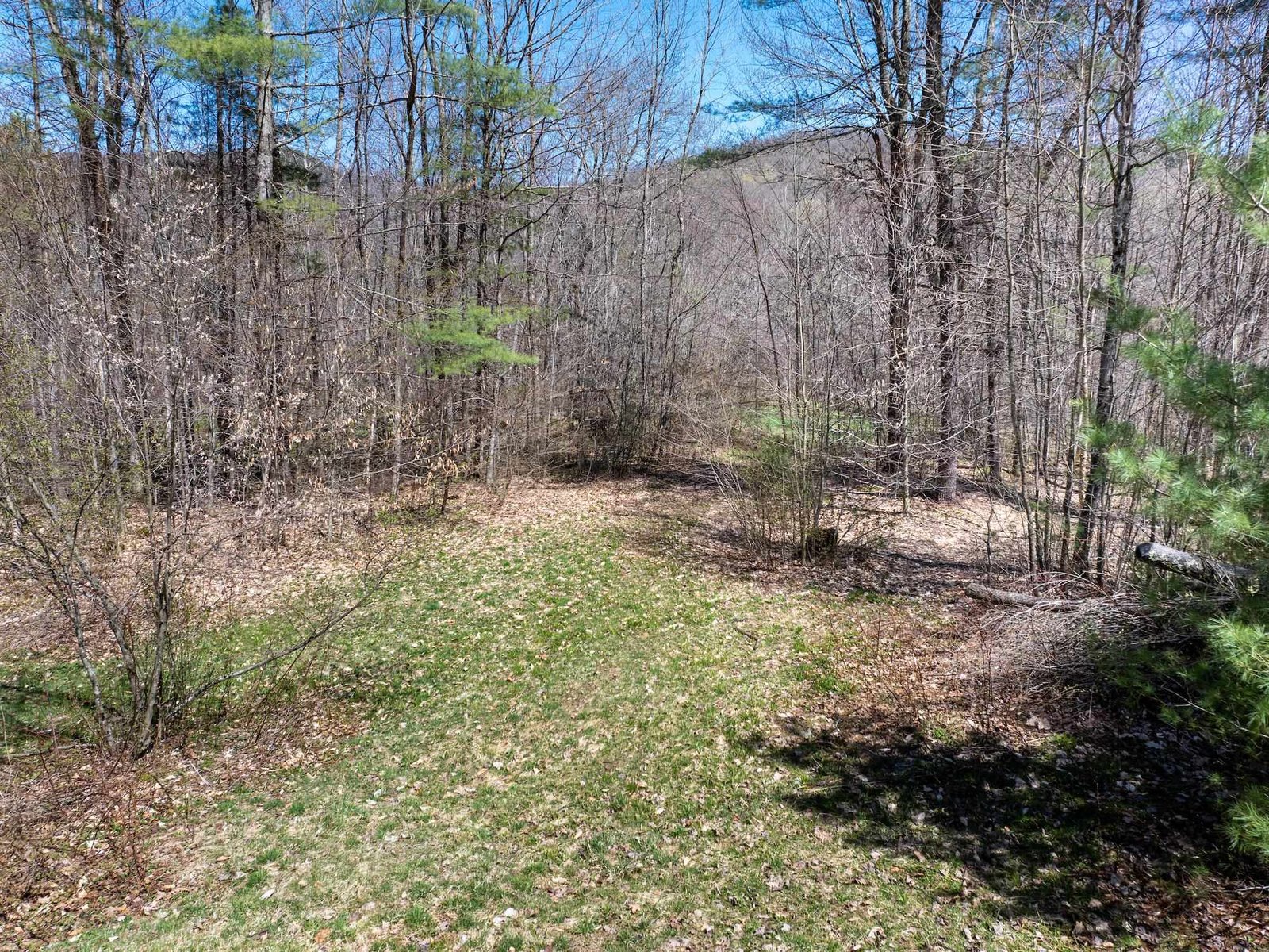 1884 North Road