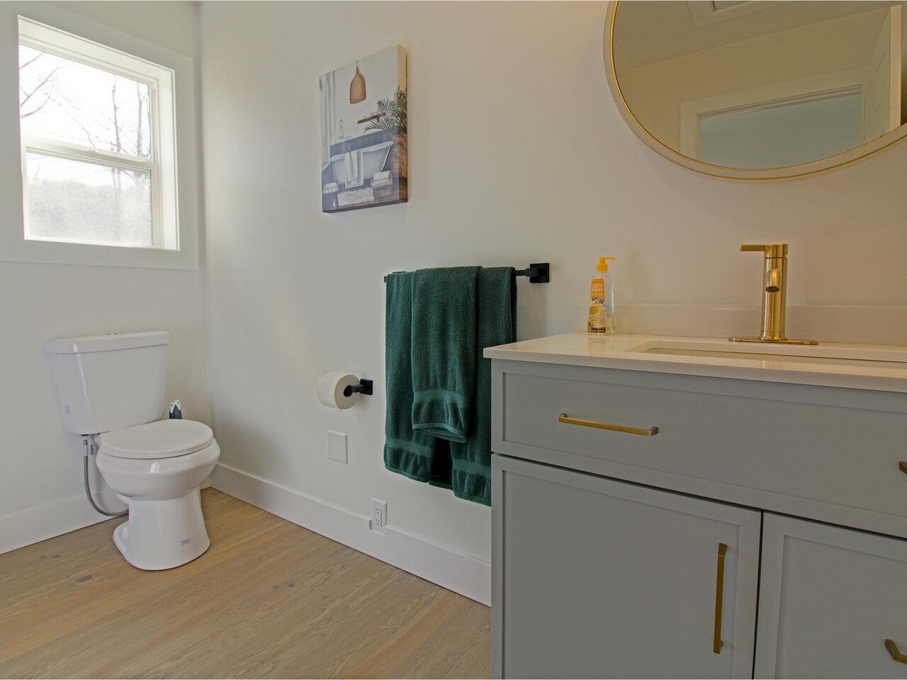 Full Guest Bath