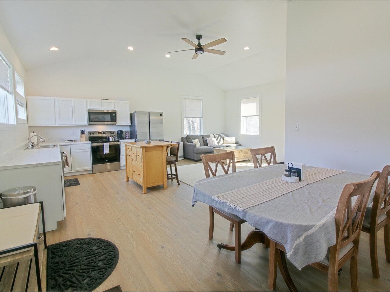 Sunny, Open Floor Plan