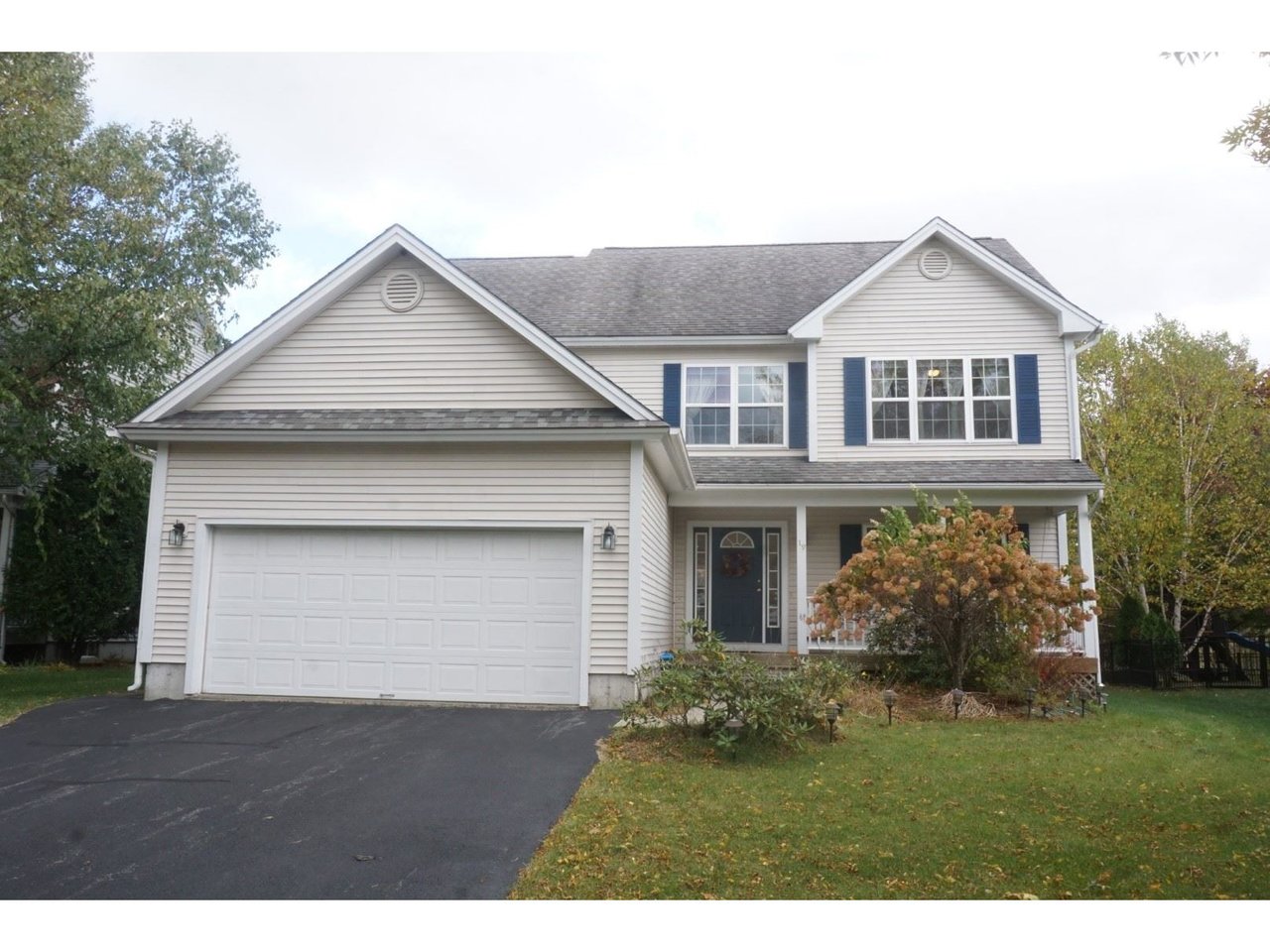 19 Bower Street, South Burlington 19 Bower Street, South Burlington