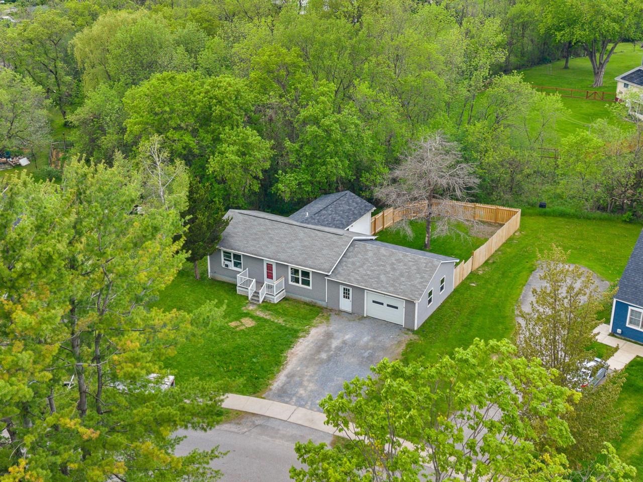 19 Brookside Drive
