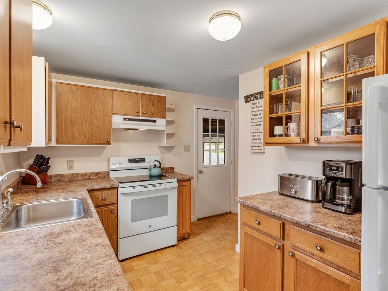19 Brookside Drive