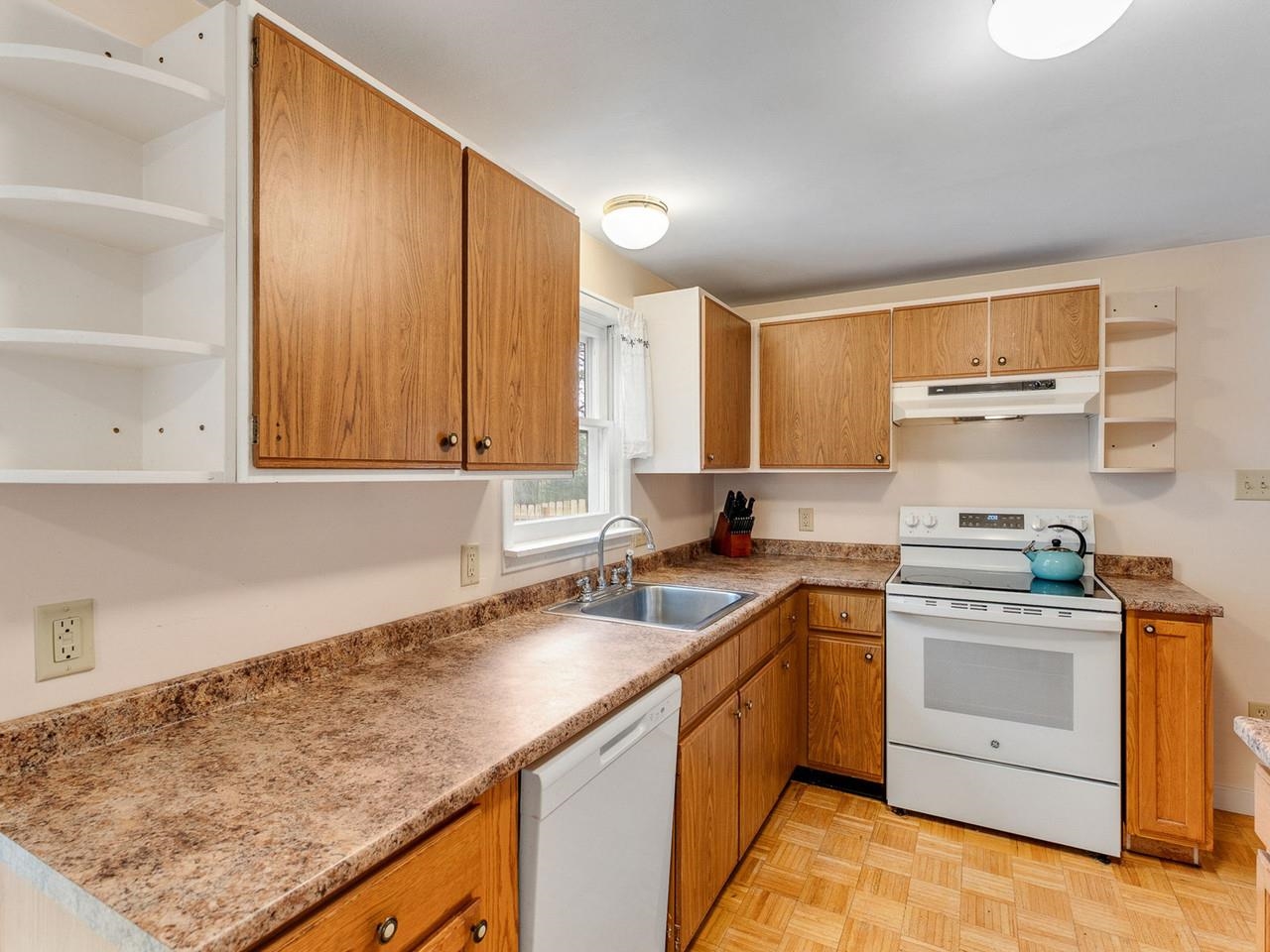 19 Brookside Drive