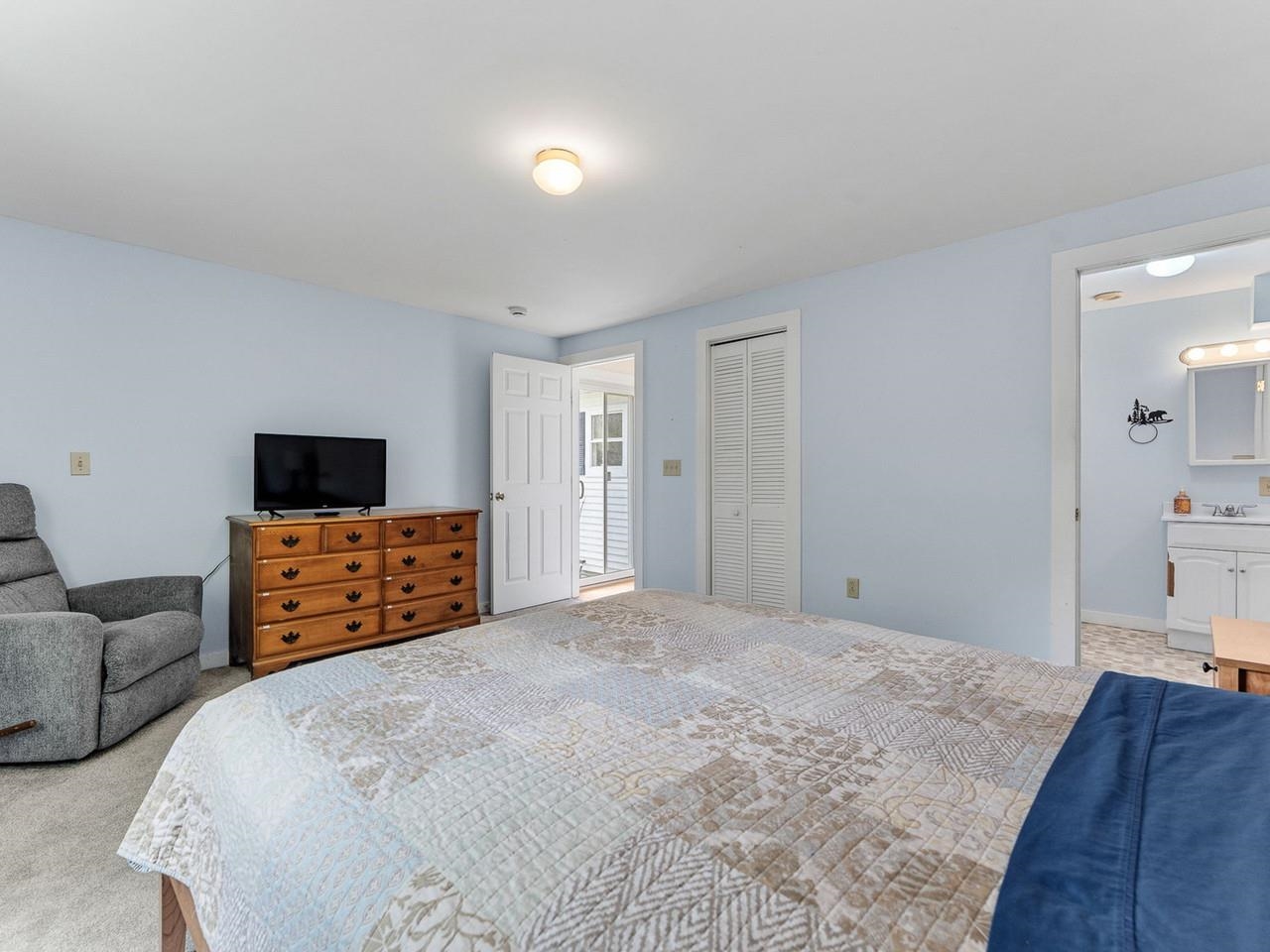 19 Brookside Drive