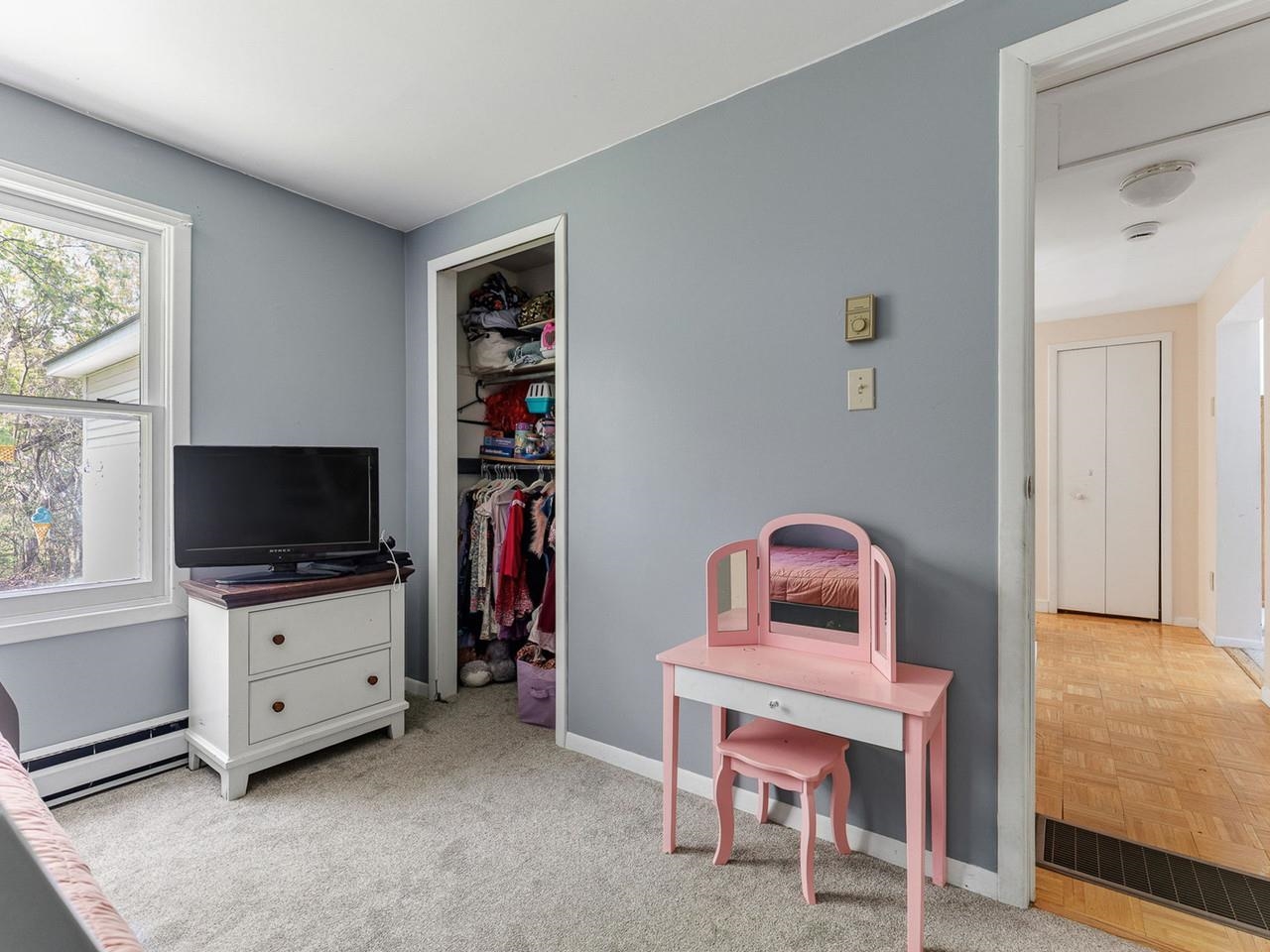 19 Brookside Drive