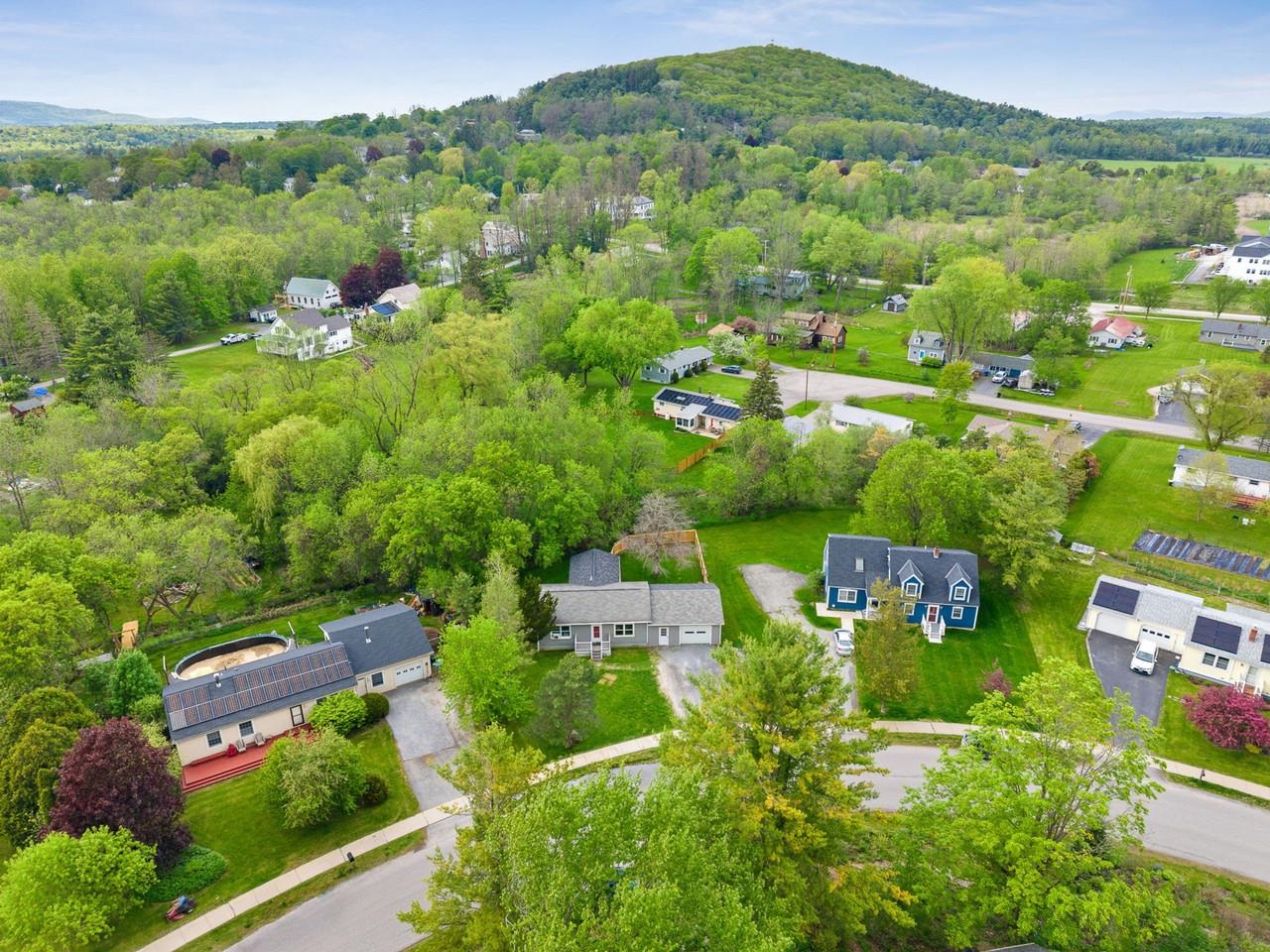 19 Brookside Drive