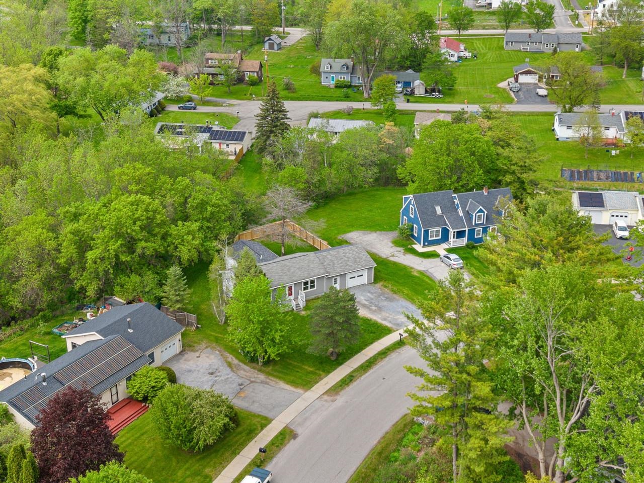 19 Brookside Drive