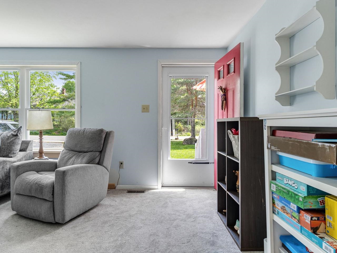 19 Brookside Drive