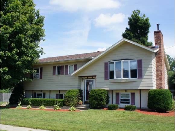 19 Cedar St