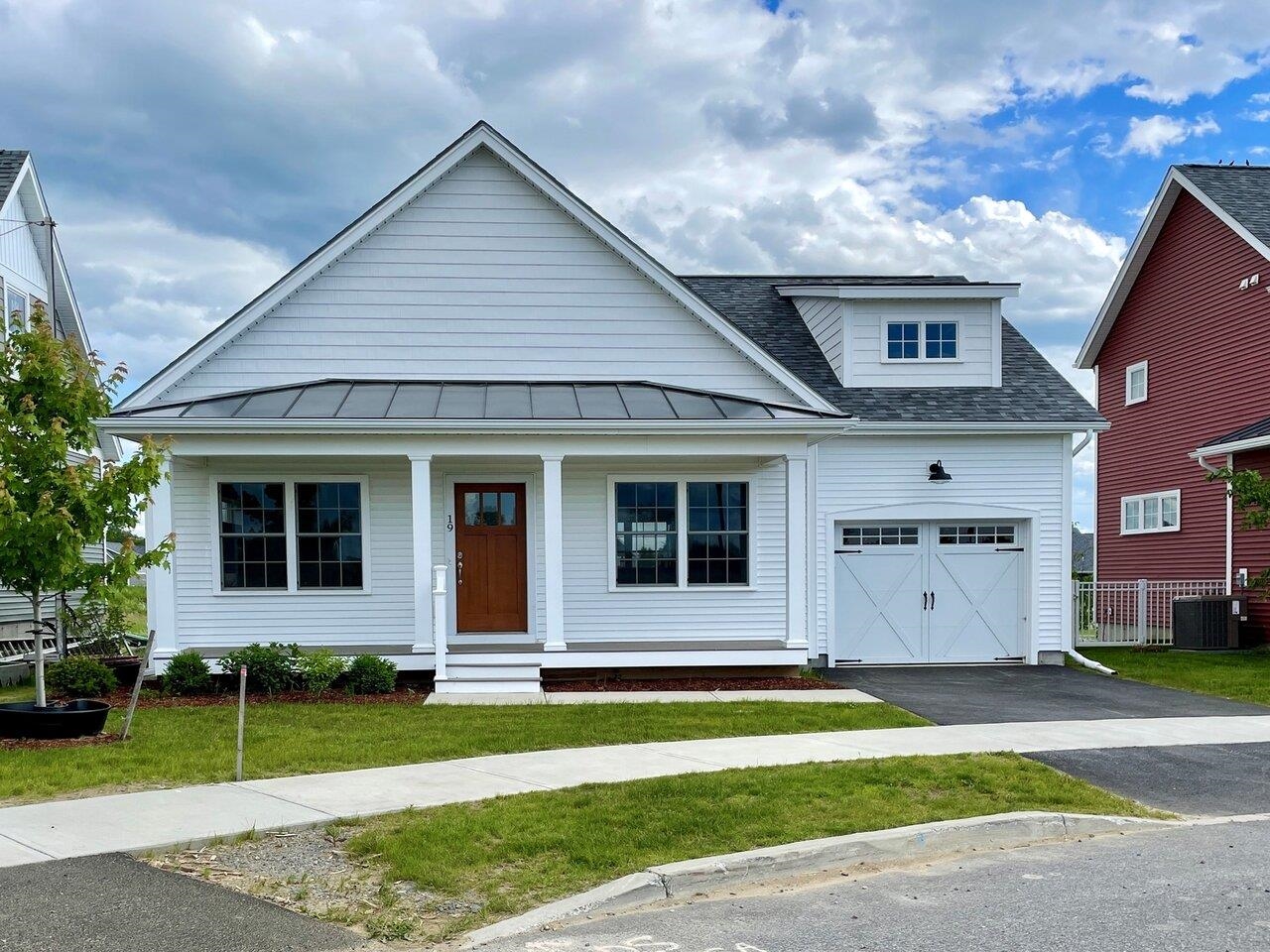 19 Fall Street