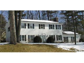 19 Heatherbush Dr