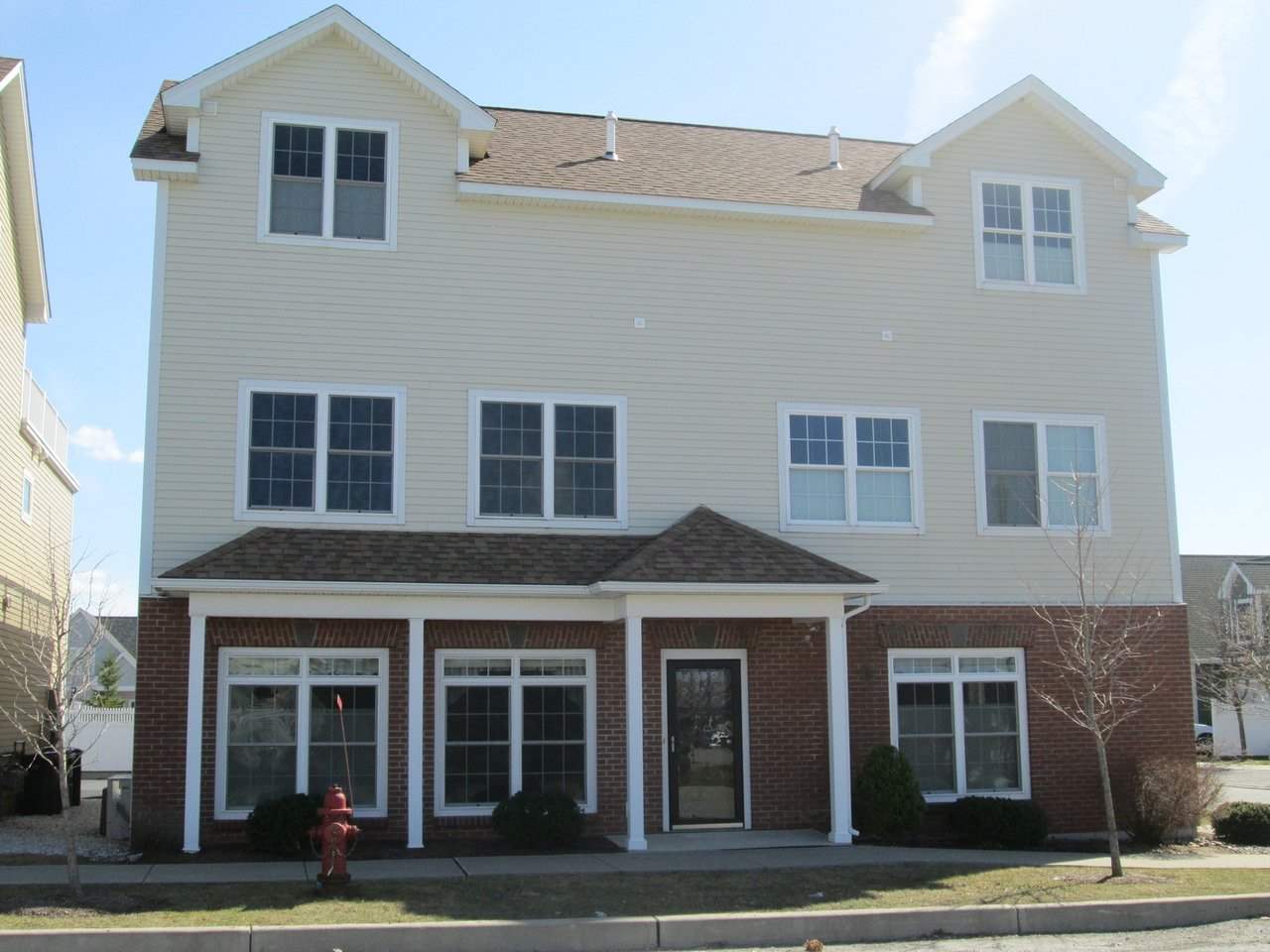 19 Madison Drive
