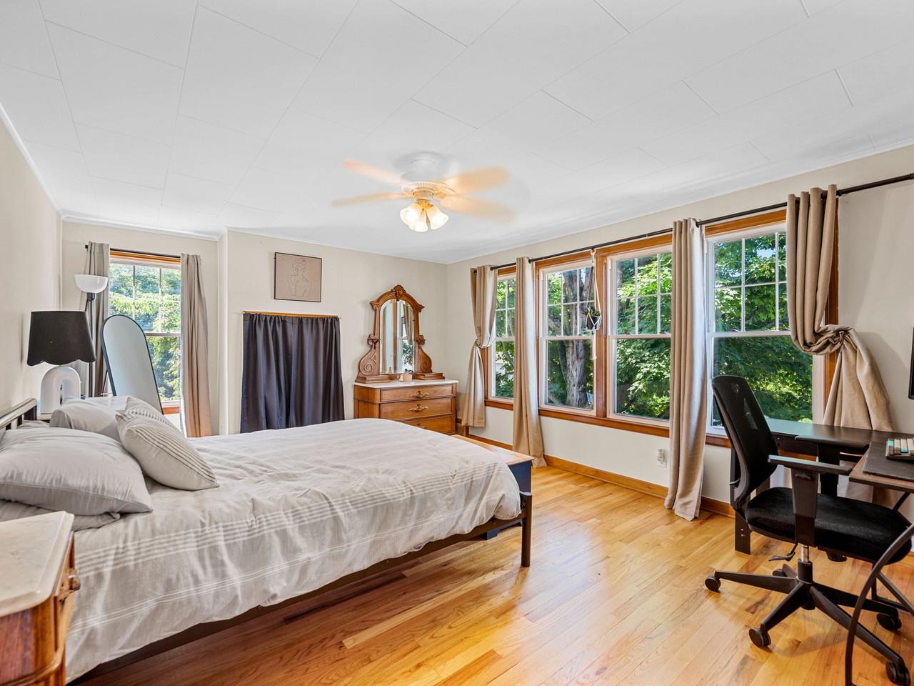 Bedroom #2, closer up