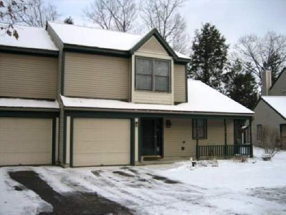 19 Saxon Hollow Dr, Unit 1