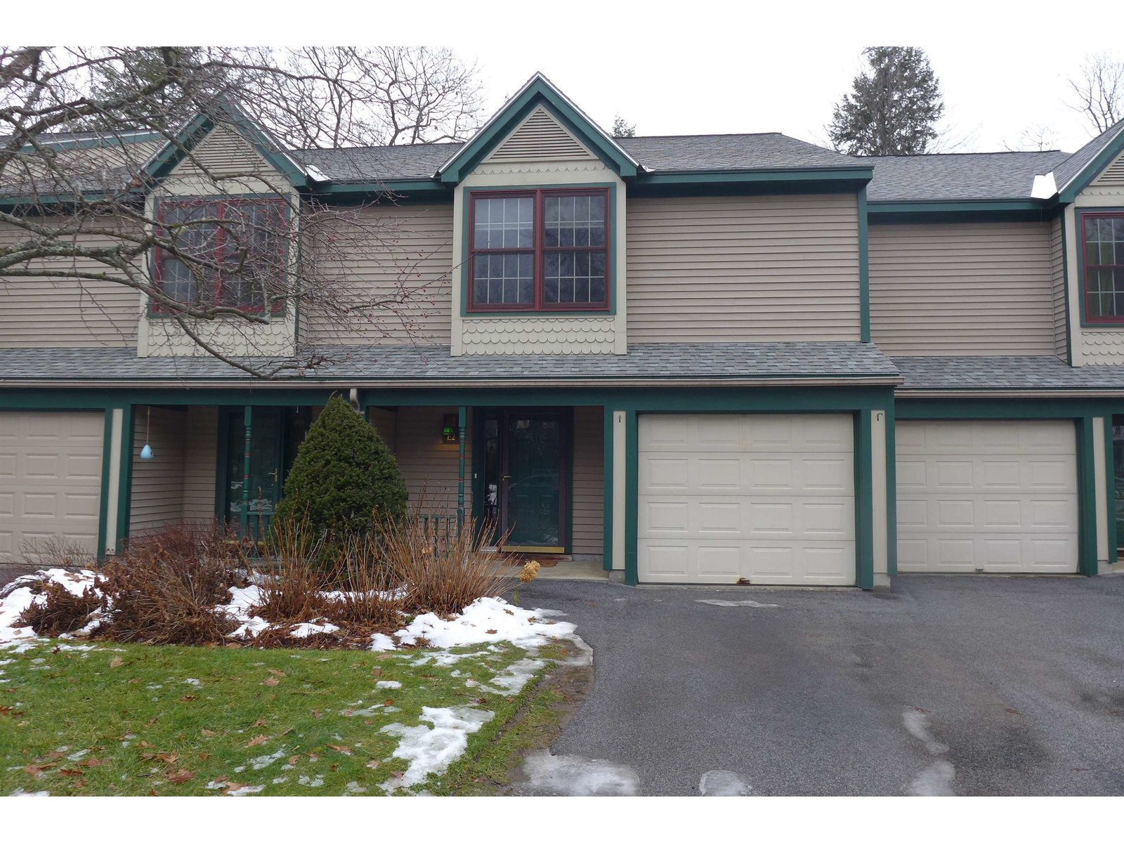 19 Saxon Hollow Drive, Unit E2
