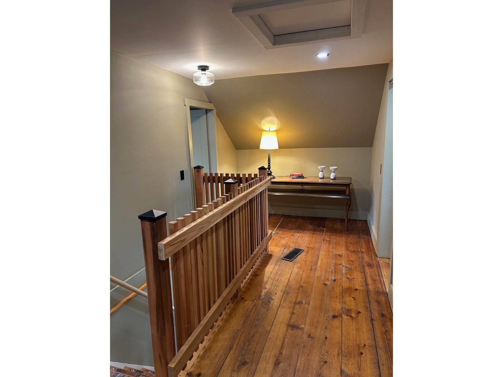 hallway to Bedrooms